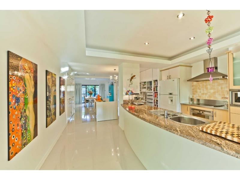 3211 Palladian Drive, Hope Island QLD 4212