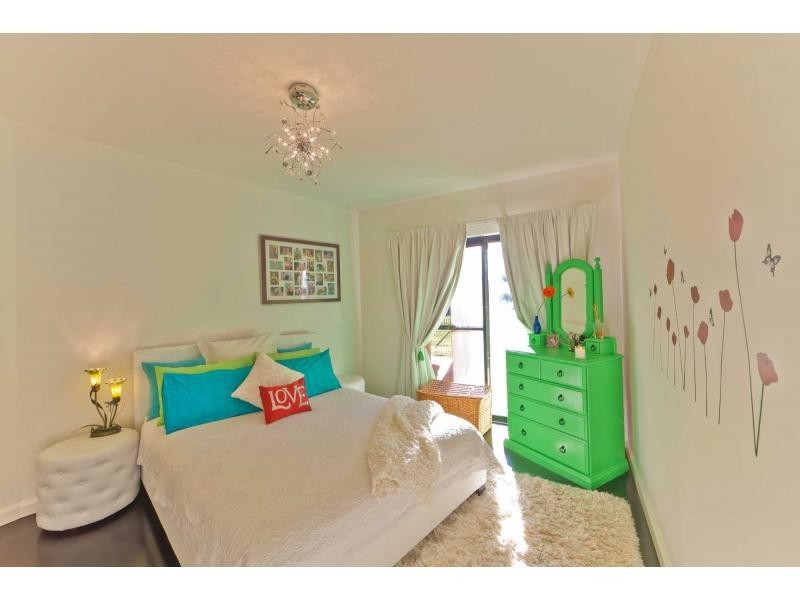 3211 Palladian Drive, Hope Island QLD 4212