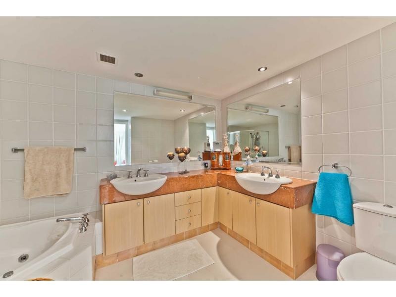 3211 Palladian Drive, Hope Island QLD 4212