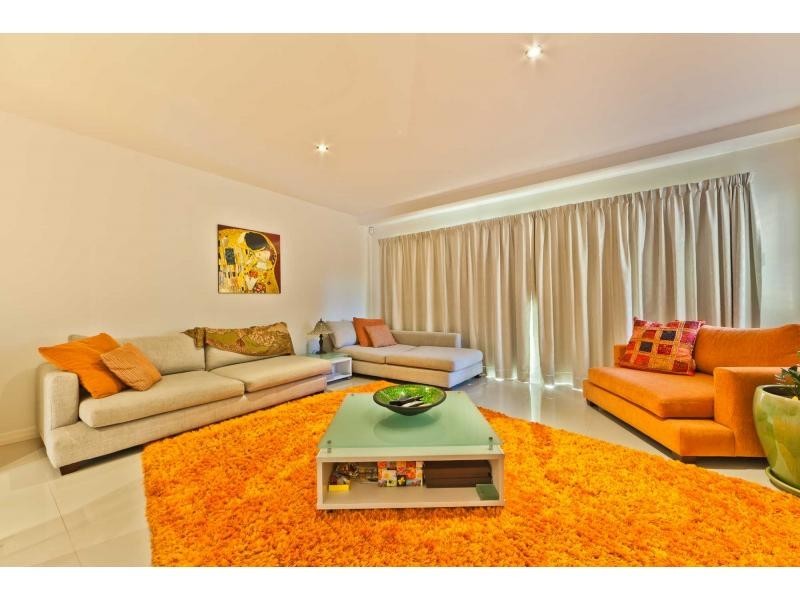 3211 Palladian Drive, Hope Island QLD 4212