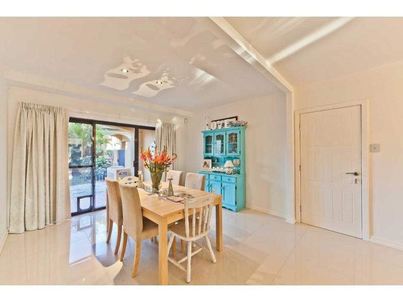 3211 Palladian Drive, Hope Island QLD 4212