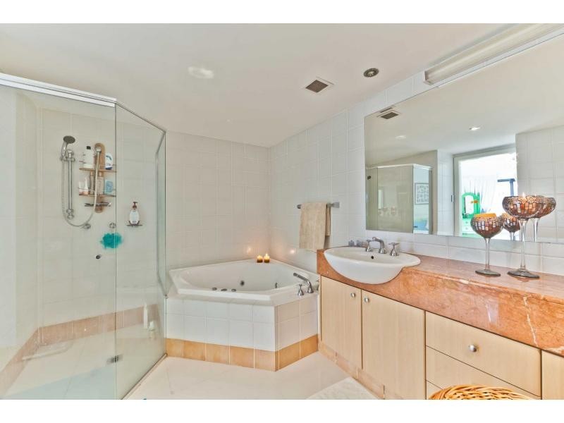 3211 Palladian Drive, Hope Island QLD 4212