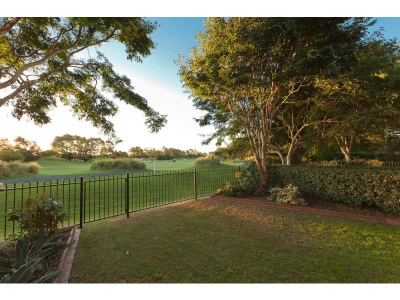 3211 Palladian Drive, Hope Island QLD 4212