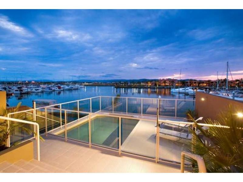 1775/1700 Rialto Quay Drive, Hope Island QLD 4212