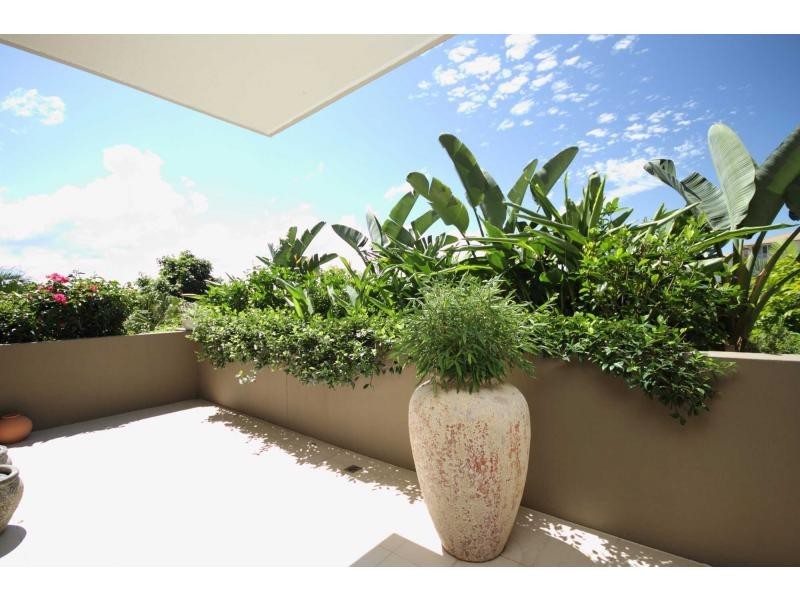 1775/1700 Rialto Quay Drive, Hope Island QLD 4212