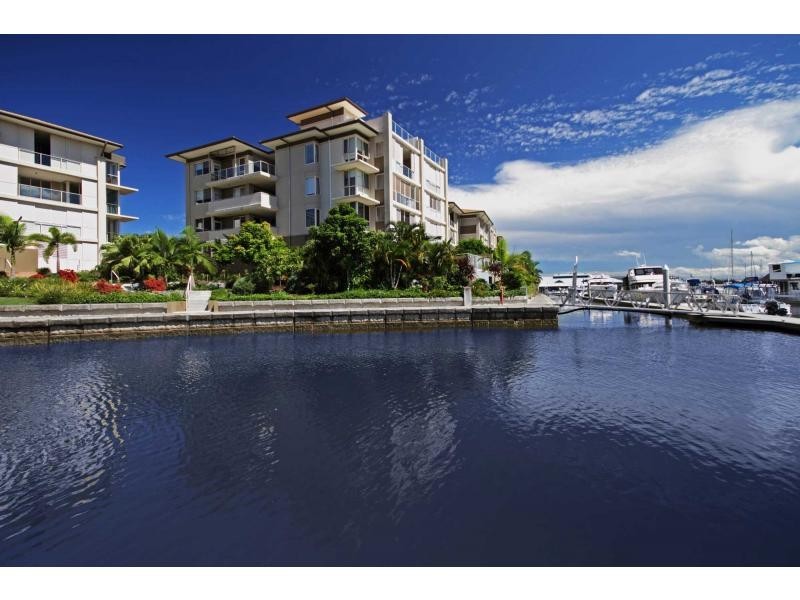 1775/1700 Rialto Quay Drive, Hope Island QLD 4212