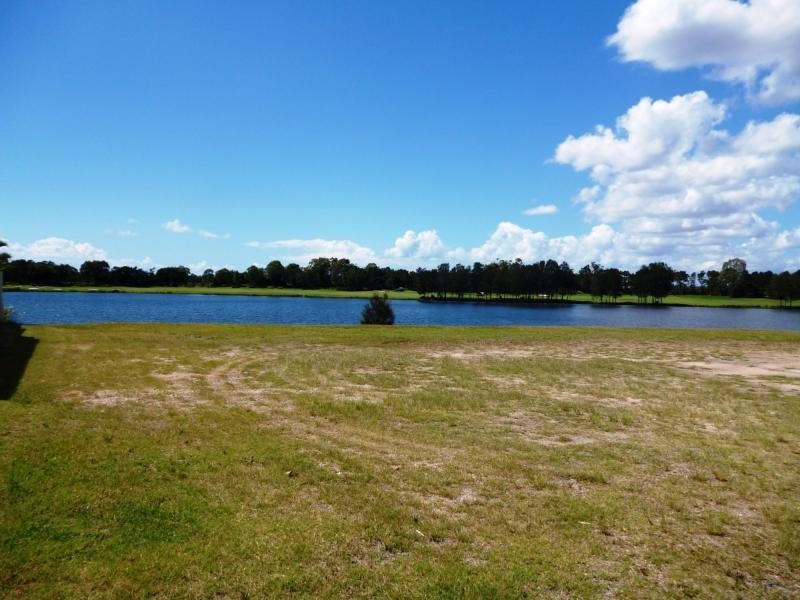 6075 Lugano Drive, Hope Island QLD 4212
