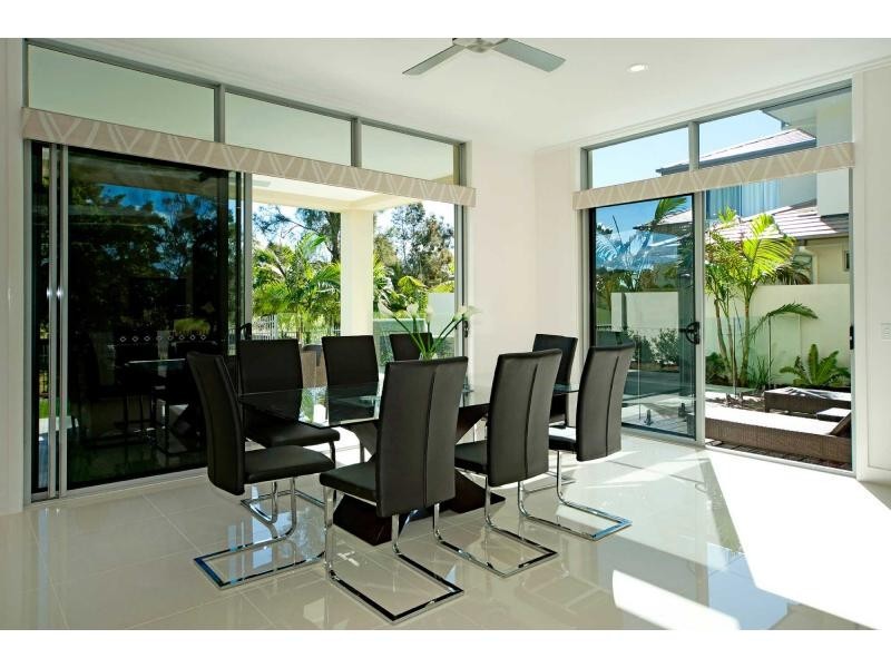 9102 Peter Senior Drive, Hope Island QLD 4212