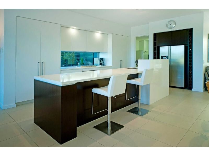 7523 Springfield Drive, Hope Island QLD 4212