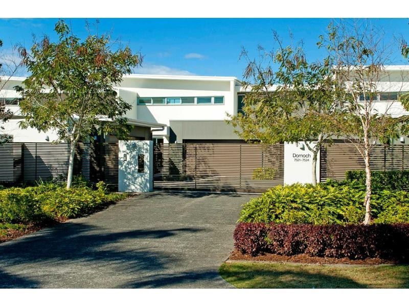 7523 Springfield Drive, Hope Island QLD 4212