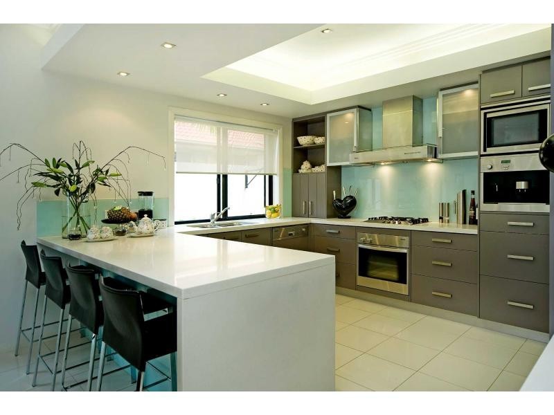 2324 Cressbrook Drive, Hope Island QLD 4212