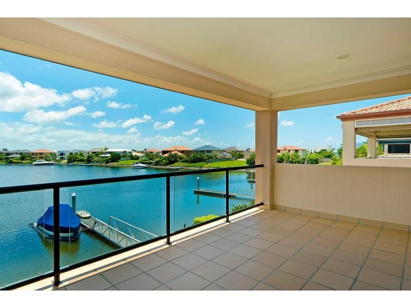 506 Oyster Cove Promenade, Hope Island QLD 4212
