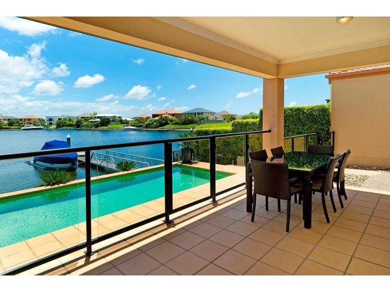 506 Oyster Cove Promenade, Hope Island QLD 4212