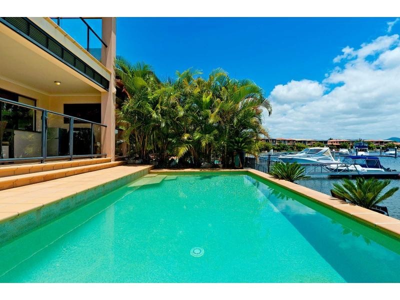 506 Oyster Cove Promenade, Hope Island QLD 4212
