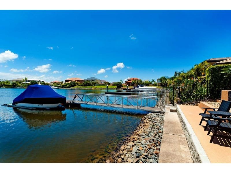 506 Oyster Cove Promenade, Hope Island QLD 4212