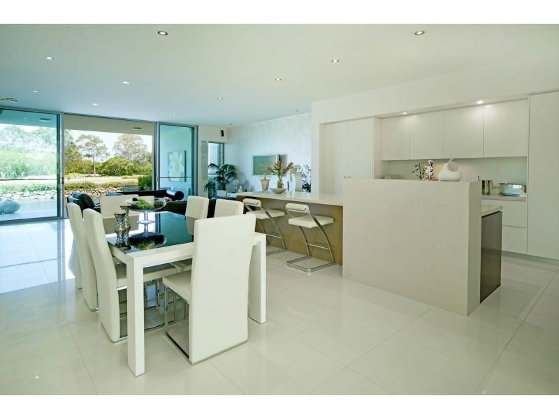 7511 Springfield Drive, Hope Island QLD 4212