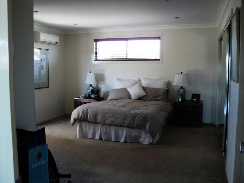 Hope Island QLD 4212