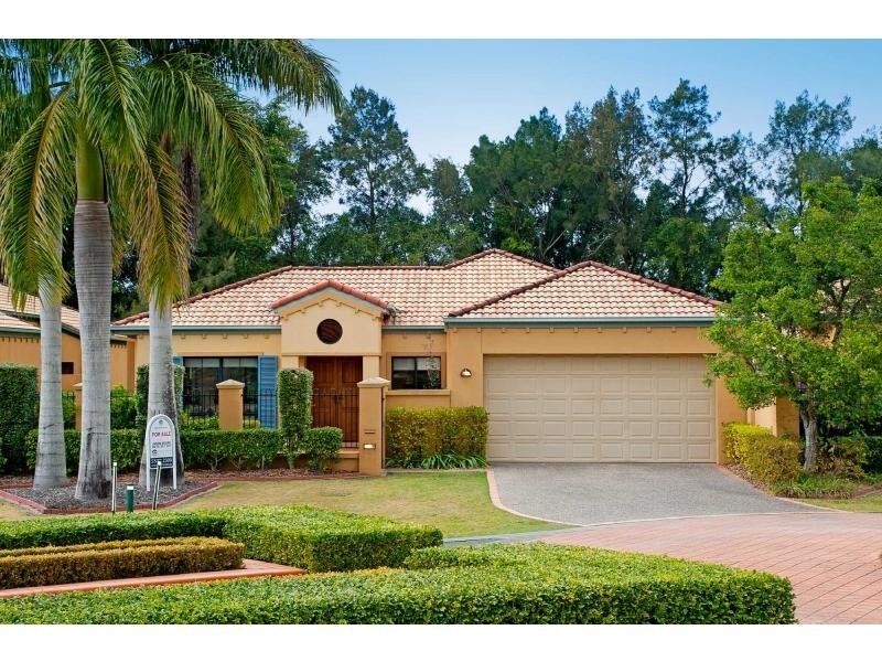 3293 Palladian Drive, Hope Island QLD 4212