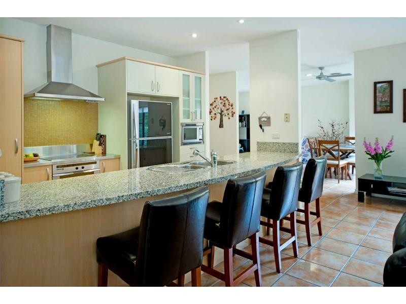 3293 Palladian Drive, Hope Island QLD 4212