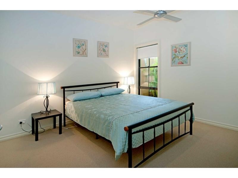 3293 Palladian Drive, Hope Island QLD 4212