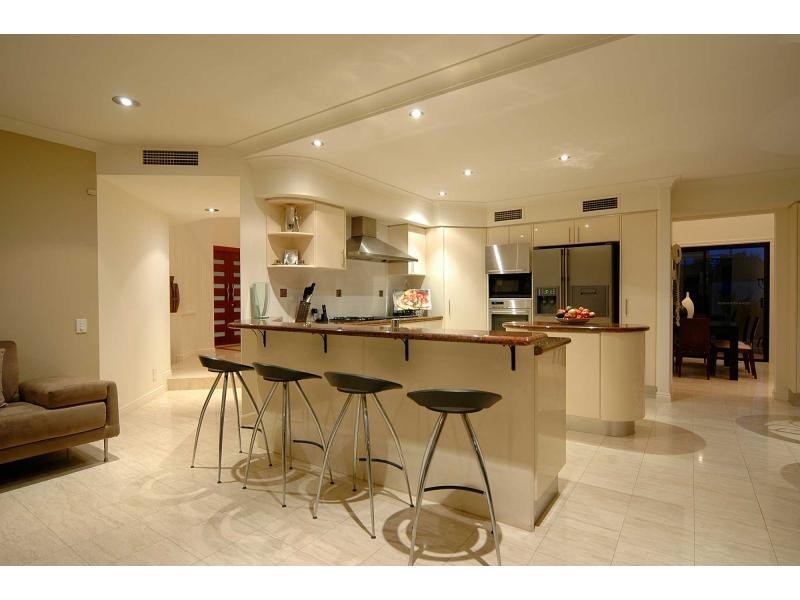 Hope Island QLD 4212