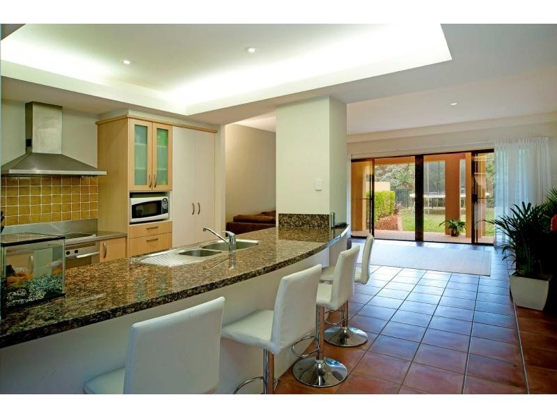 3227 Palladian Drive, Hope Island QLD 4212