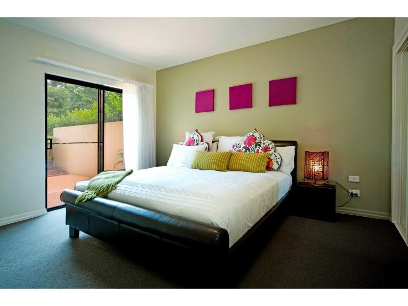 3227 Palladian Drive, Hope Island QLD 4212