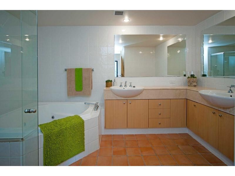 3227 Palladian Drive, Hope Island QLD 4212