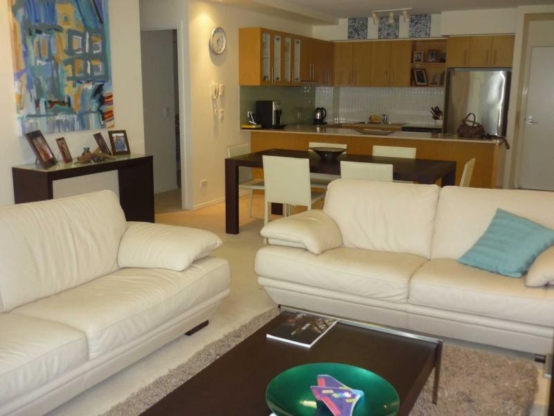 Hope Island QLD 4212