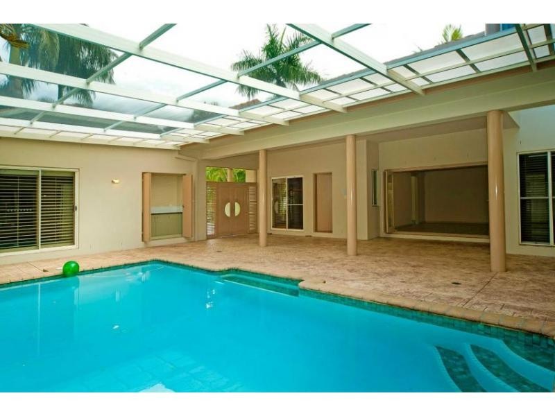 8208 Magnolia Drive West, Hope Island QLD 4212