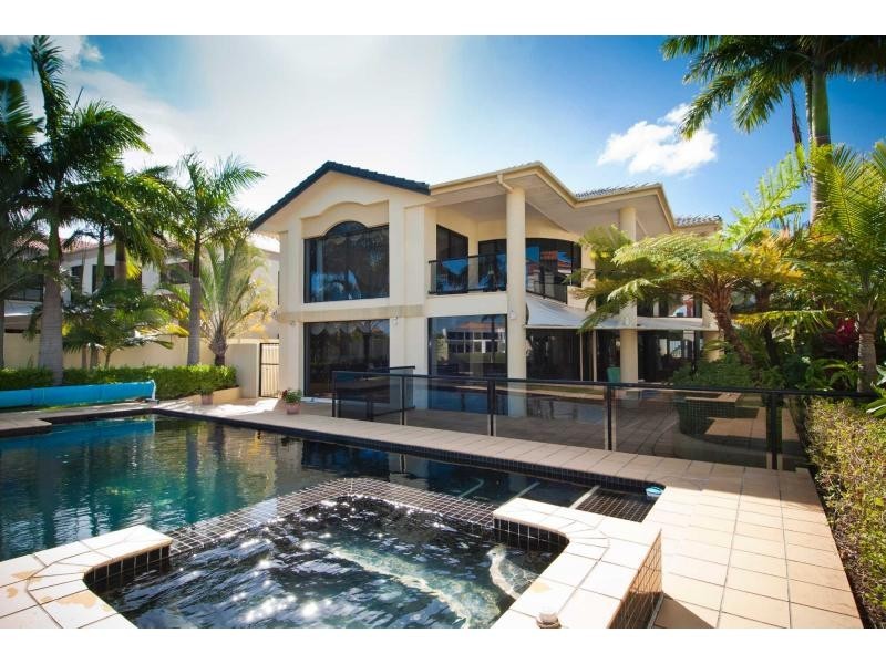 1157 Rosebank Way West, Hope Island QLD 4212