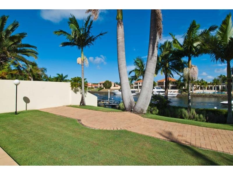 1157 Rosebank Way West, Hope Island QLD 4212