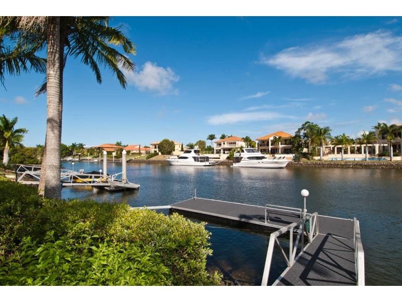 1157 Rosebank Way West, Hope Island QLD 4212