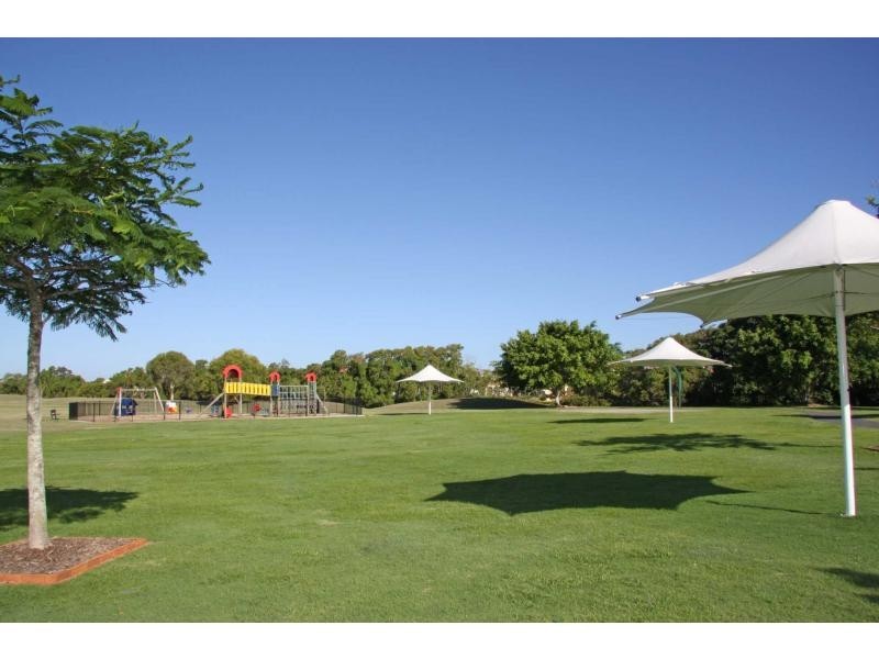 1157 Rosebank Way West, Hope Island QLD 4212