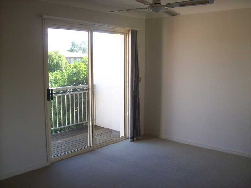 Hope Island QLD 4212
