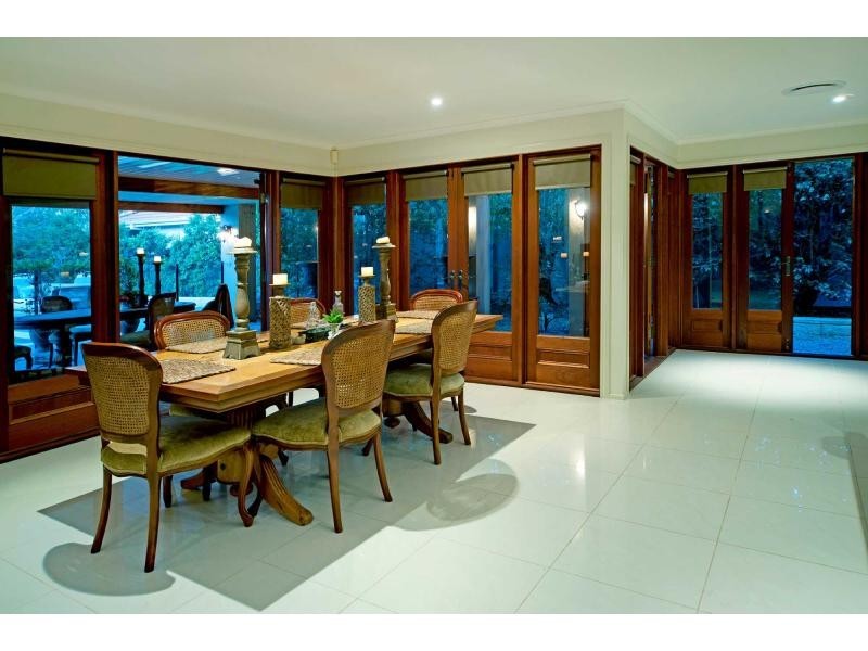 8202 Magnolia Drive West, Hope Island QLD 4212