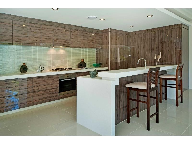 9113 Peter Senior Drive, Hope Island QLD 4212