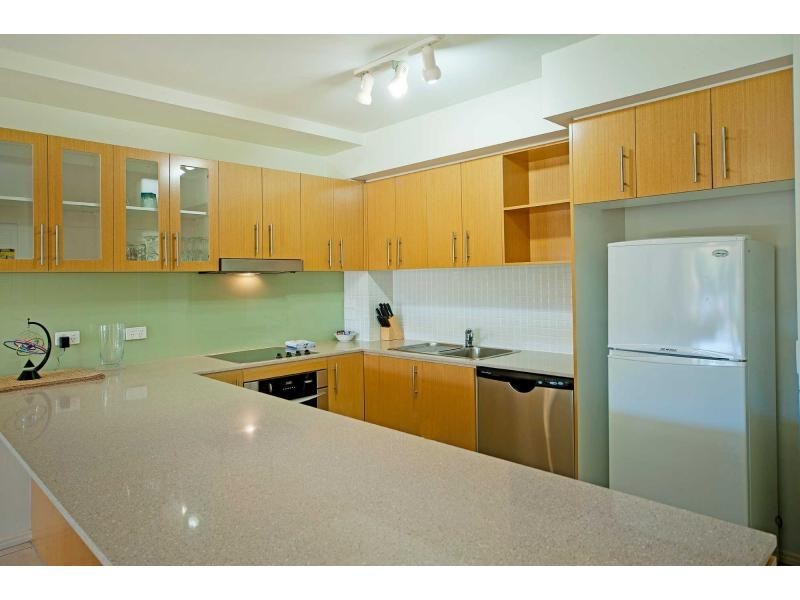 8427 Magnolia Drive East, Hope Island QLD 4212