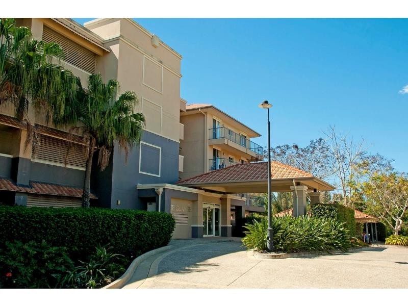 8427 Magnolia Drive East, Hope Island QLD 4212