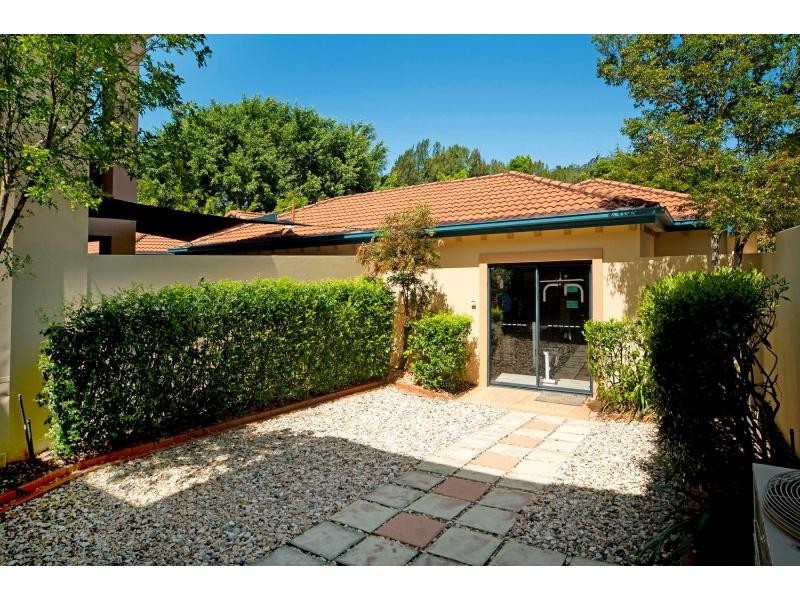 3282 Palladian Drive, Hope Island QLD 4212