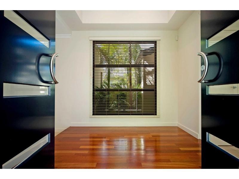 6146 Vico Avenue, Hope Island QLD 4212