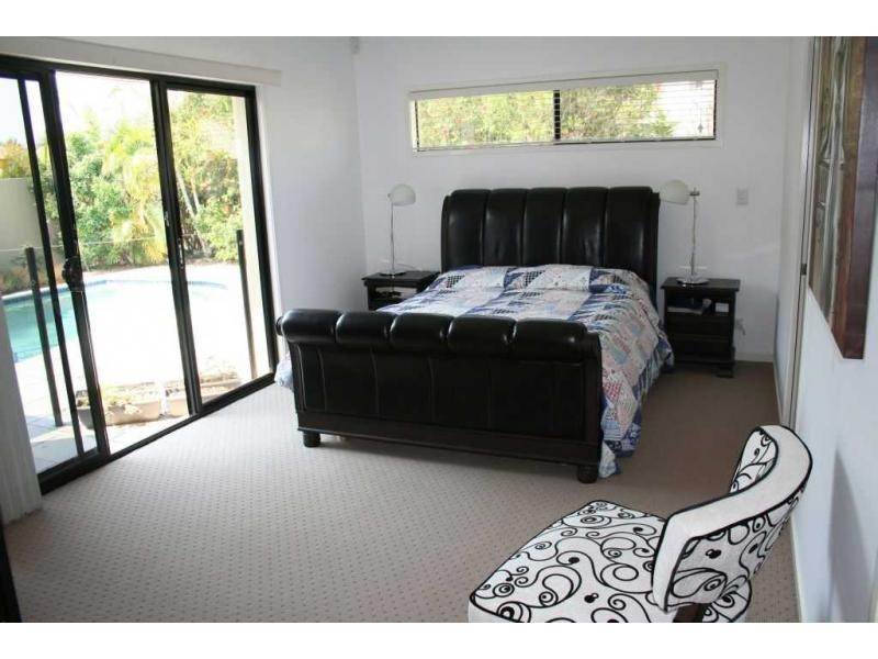 2560 Cressbrook Drive, Hope Island QLD 4212