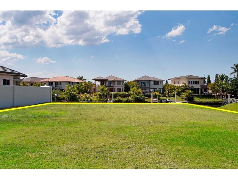 2172 Beaufort Way, Hope Island QLD 4212