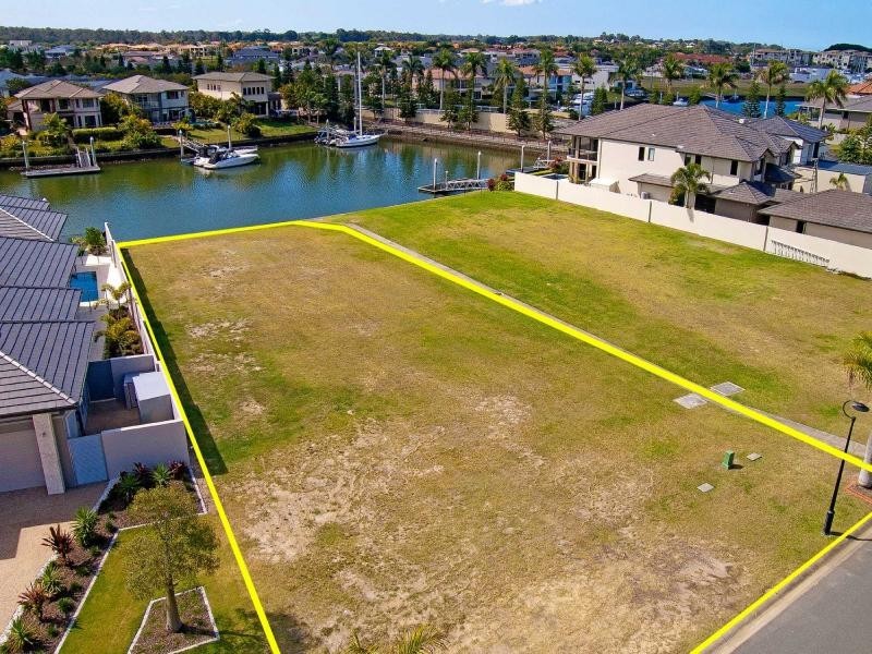 2172 Beaufort Way, Hope Island QLD 4212
