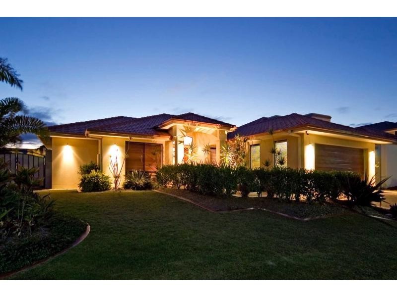 2550 Belmont Court West, Hope Island QLD 4212