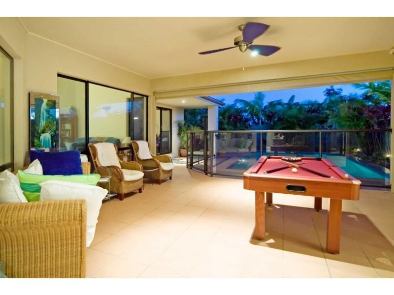 2550 Belmont Court West, Hope Island QLD 4212