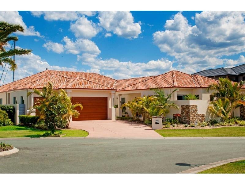 2218 Taromeo Court, Hope Island QLD 4212