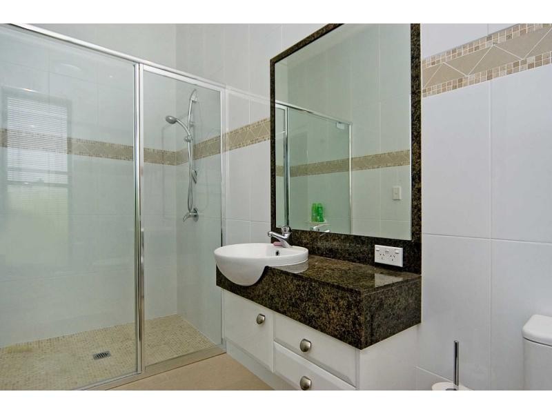 2218 Taromeo Court, Hope Island QLD 4212