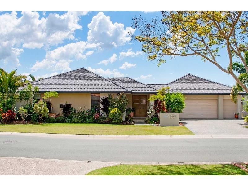 2350 Belmont Court East, Hope Island QLD 4212