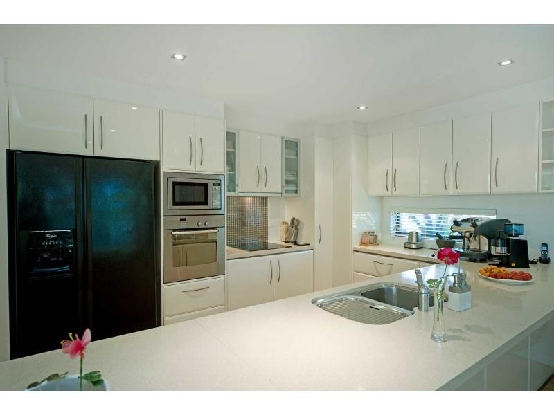 2350 Belmont Court East, Hope Island QLD 4212